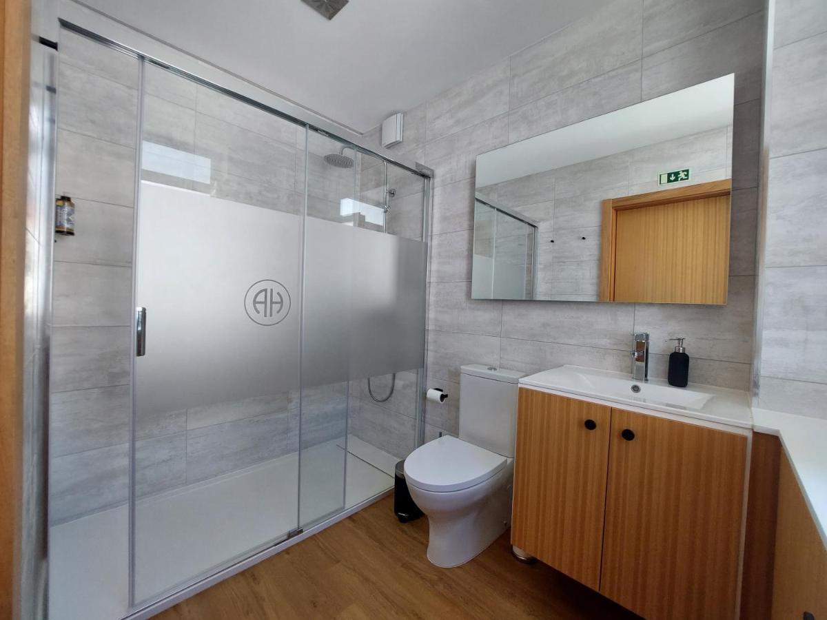 Angra Heritage - City Center Hostel Ангра-ду-Эроижму Экстерьер фото